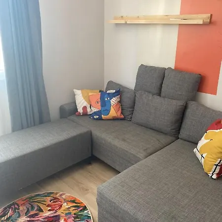 Appartement Sans 17 *
